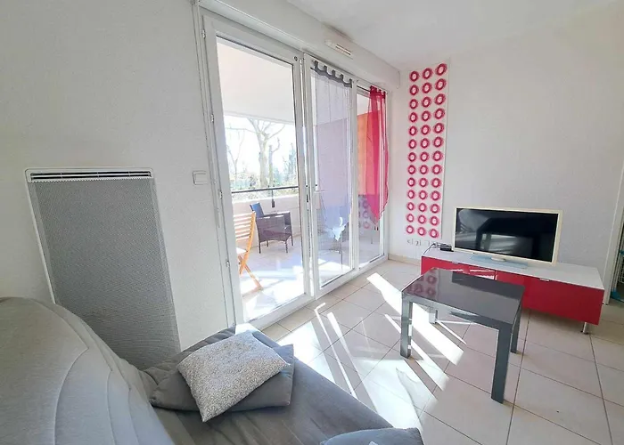 Cosy 2 Pièces Avec Accès Direct Plage, Piscine Et Parking Privé à - Fr-1-326-512 Appartamento