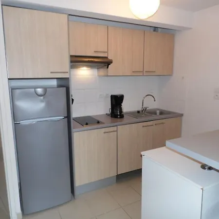 Apartment Cosy 2 Pieces Avec Acces Direct Plage, Piscine Et Parking Prive A - Fr-1-326-512 *