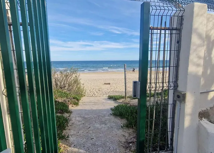 Cosy 2 Pieces Avec Acces Direct Plage, Piscine Et Parking Prive A - Fr-1-326-512 Apartment *